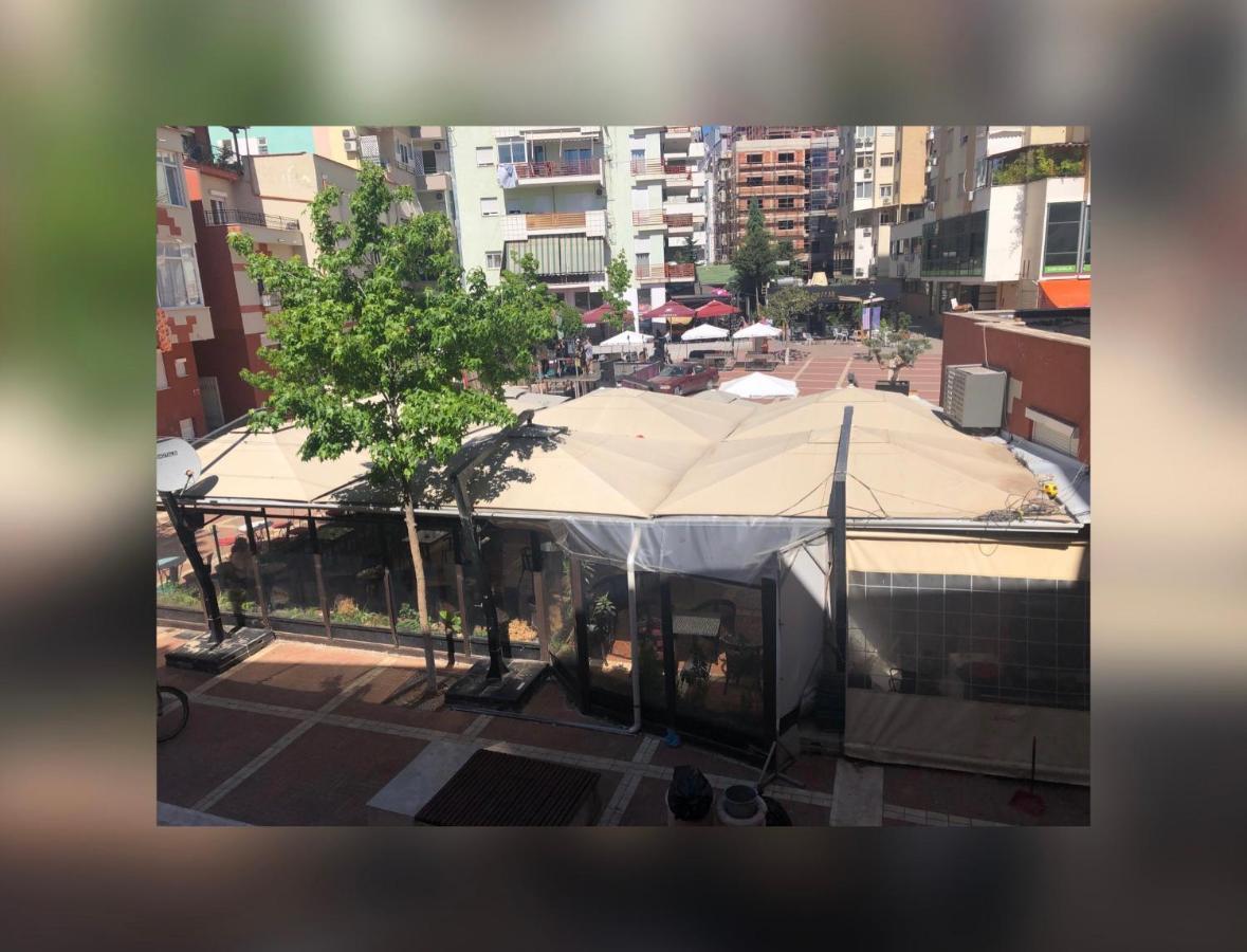 New New Bazaar Apartman Tirana Kültér fotó