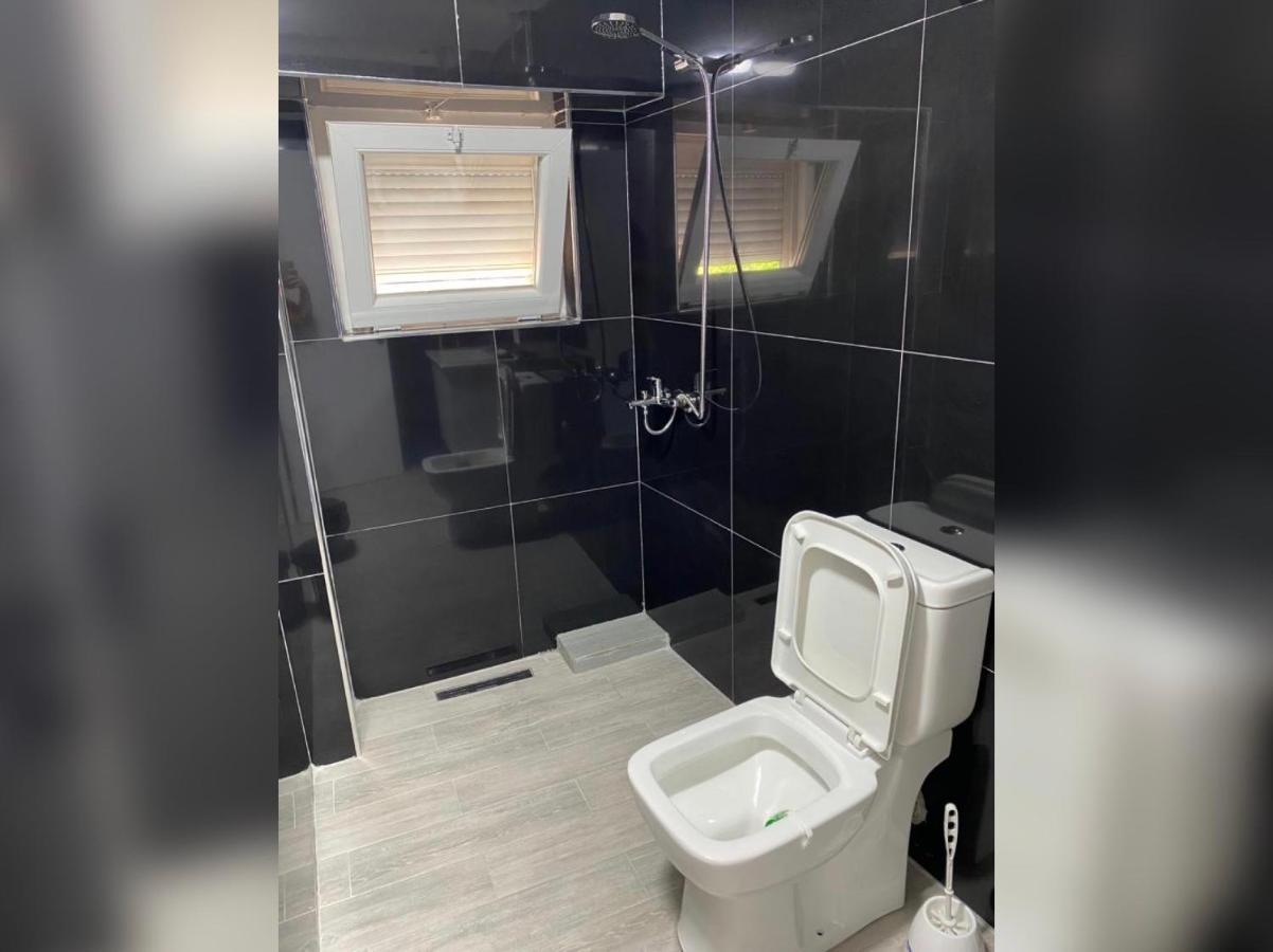 New New Bazaar Apartman Tirana Kültér fotó